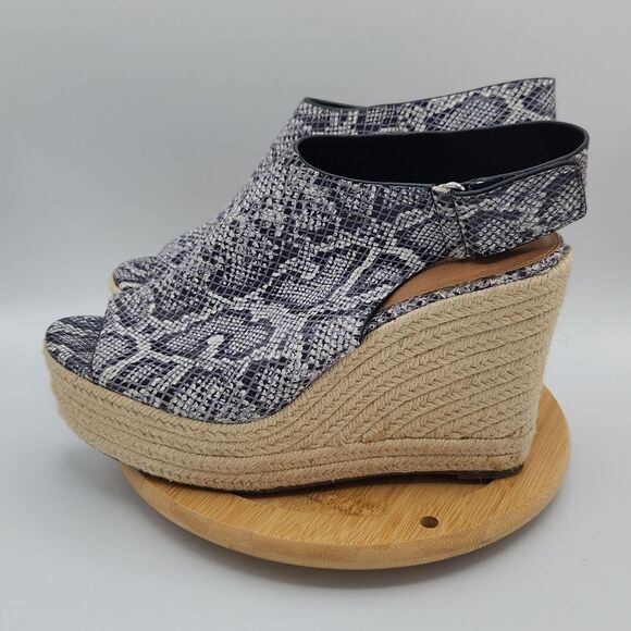 Aerosoles Women's Martha Stewart Hillside  Leather Snake Print Wedge Sandals - Picture 4 of 11